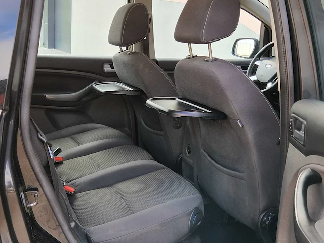 Ford - 2009 - c-max - 1.6-16v titanium - 62-jkk-4 - afbeelding 13 van  23