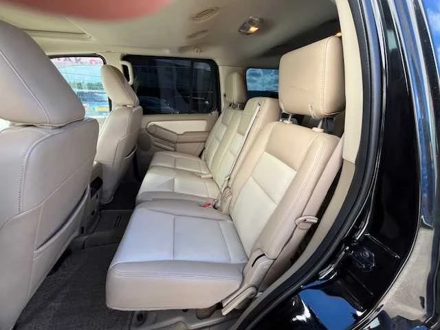 Ford - 2009 - explorer - personenauto - afbeelding 2 van  11