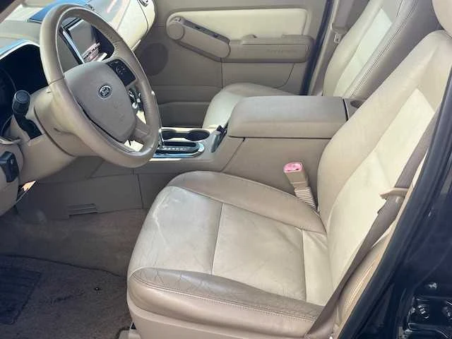 Ford - 2009 - explorer - personenauto - afbeelding 11 van  11