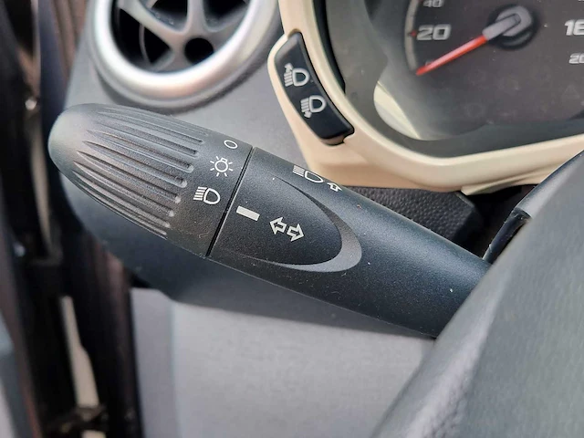 Ford - 2009 - ka - 1.2 titanium - 83-kfj-7 - afbeelding 13 van  20