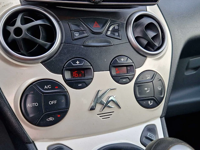 Ford - 2009 - ka - 1.2 titanium - 83-kfj-7 - afbeelding 15 van  20