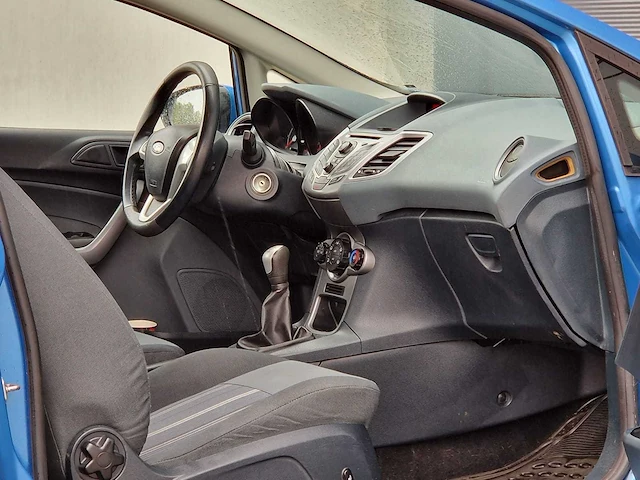 Ford - 2010 - fiesta - 1.25 trend - 43-zvv-5 - afbeelding 11 van  19