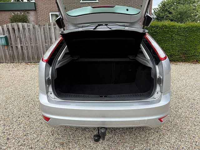 Ford - 2011 - focus - 1.6 comfort - 14-pgn-7 - afbeelding 9 van  18