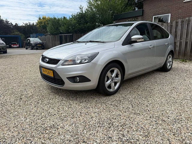 Ford - 2011 - focus - 1.6 comfort - 14-pgn-7 - afbeelding 1 van  18