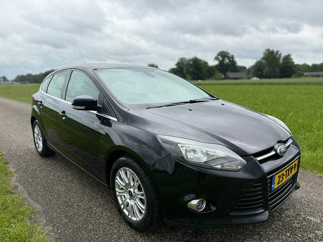 Ford - 2012 - focus - 1.6 ti-vct titanium - 23-txv-9 - afbeelding 9 van  13