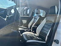 Ford - 2015 - ecosport - 1.0 ecob. titanium - personenauto - afbeelding 2 van  19