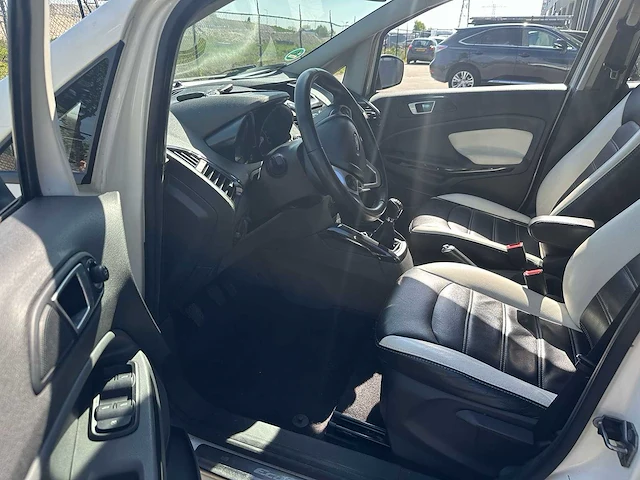 Ford - 2015 - ecosport - 1.0 ecob. titanium - personenauto - afbeelding 19 van  19