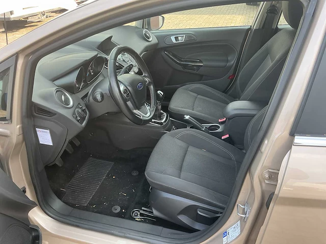 Ford - 2015 - fiesta - 1.0 ecob. titanium - personenauto - afbeelding 12 van  13