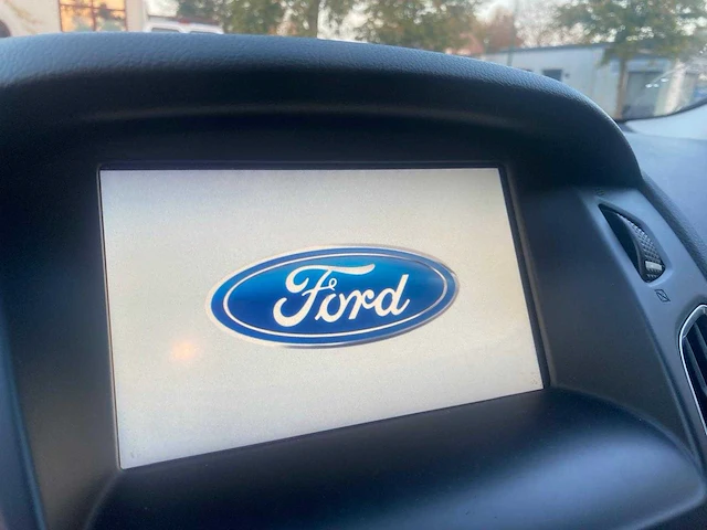 Ford - 2015 - focus wagon - 1.0 trend edition - hl-566-n - afbeelding 19 van  20