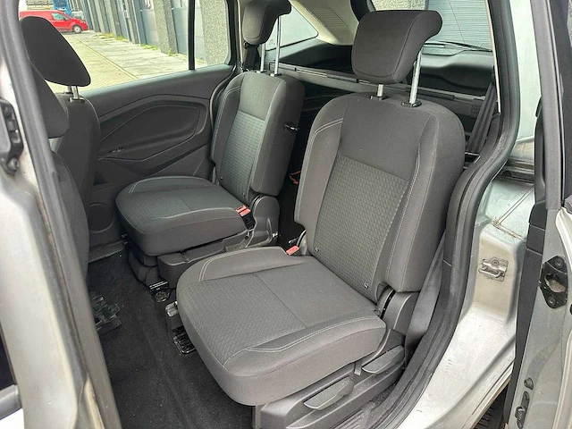 Ford - 2015 - grand c-max - 1.5 tdci trend - personenauto - afbeelding 2 van  11