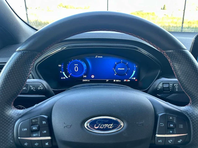 Ford - 2021 - focus - 1.5 ecobl. st l.xbns - personenauto - afbeelding 4 van  24