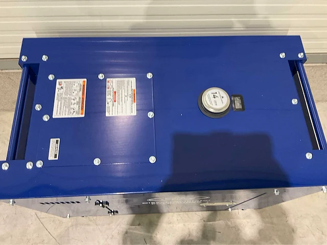 Ford - 2025 - fdt 10200 ( 4x ) - noodstroomaggregaat - afbeelding 6 van  19