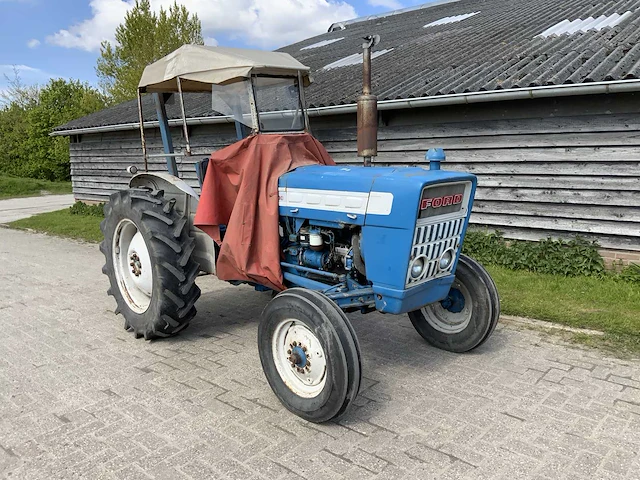 Ford - 3000 - oldtimer - tractor - 1966 - afbeelding 23 van  25