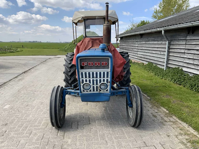 Ford - 3000 - oldtimer - tractor - 1966 - afbeelding 24 van  25