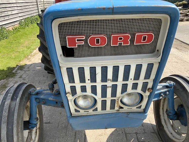 Ford - 3000 - oldtimer - tractor - 1966 - afbeelding 25 van  25