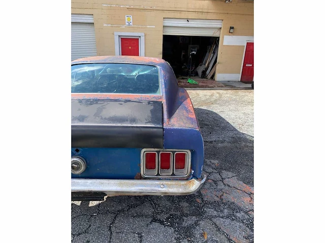 Ford - 302 - mustang - oldtimer - afbeelding 9 van  12