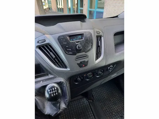 Ford - 330 2.2 tdci l2h1 am - vh-628-r - afbeelding 5 van  13