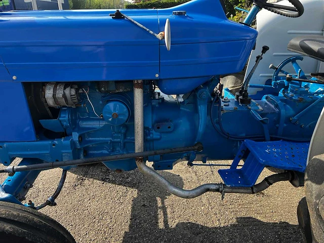 Ford - 4500 - oldtimer tractor - afbeelding 15 van  16