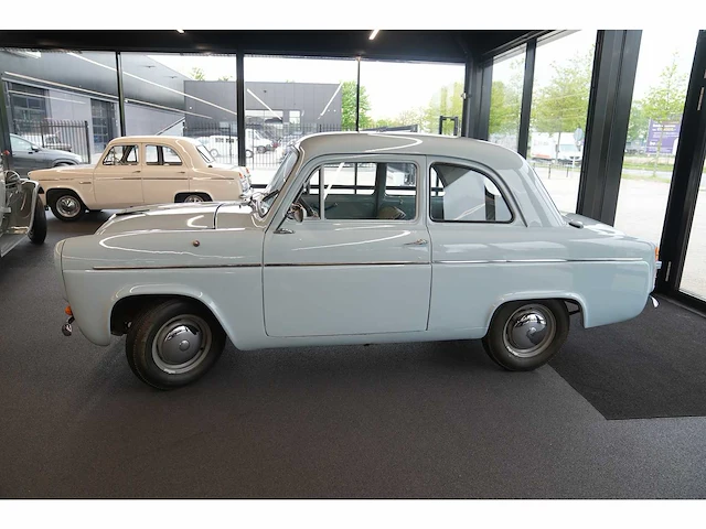 Ford - anglia 101 e (1959) - afbeelding 4 van  65