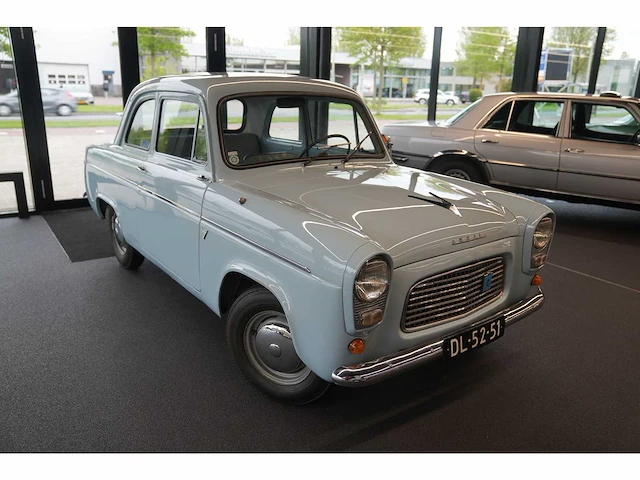 Ford - anglia 101 e (1959) - afbeelding 1 van  65
