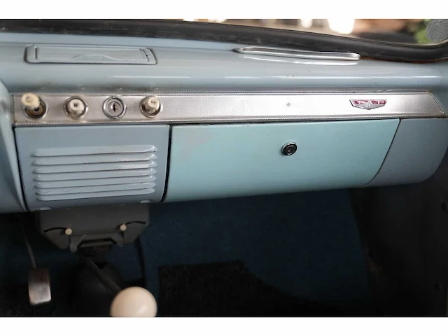 Ford - anglia 101 e (1959) - afbeelding 17 van  65