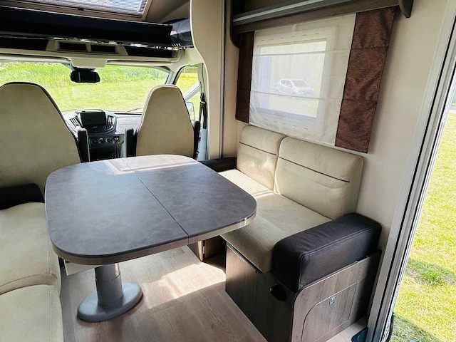 Ford - camper - trigano fd4 - camper - afbeelding 25 van  34