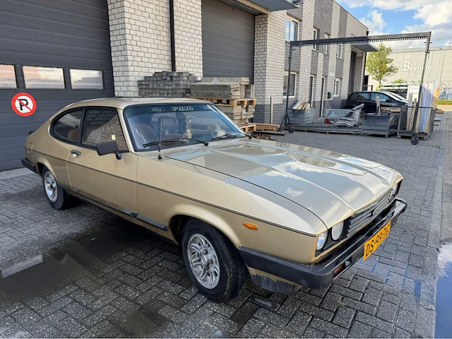 Ford - capri 2.0 gl - oldtimer - afbeelding 12 van  20