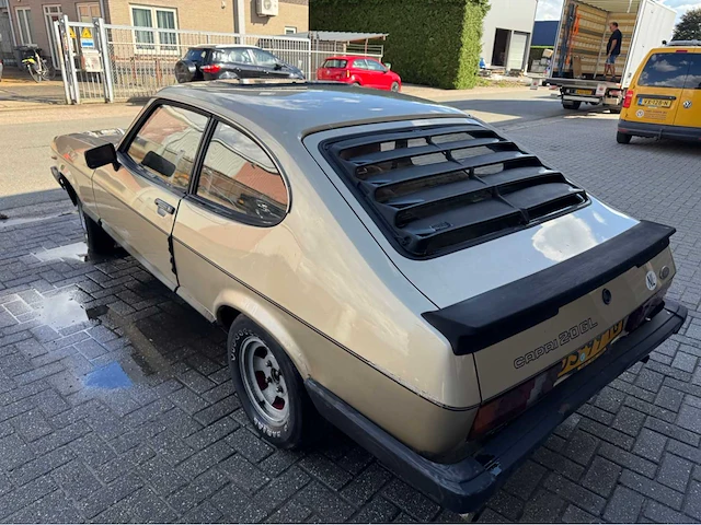 Ford - capri 2.0 gl - oldtimer - afbeelding 16 van  20