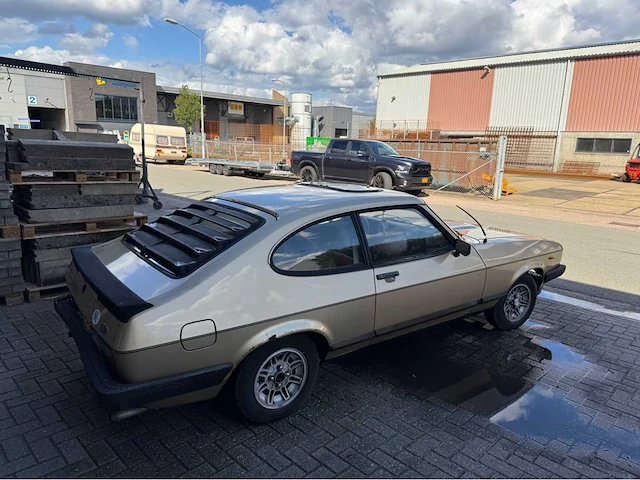 Ford - capri 2.0 gl - oldtimer - afbeelding 20 van  20
