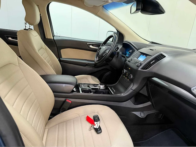 Ford - edge - personenauto - 2019 - afbeelding 6 van  30