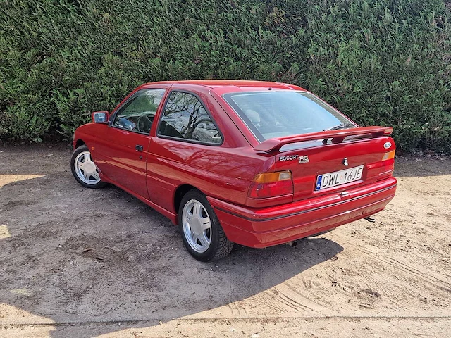 Ford - escort - rs2000 16v - 1992 - afbeelding 13 van  17