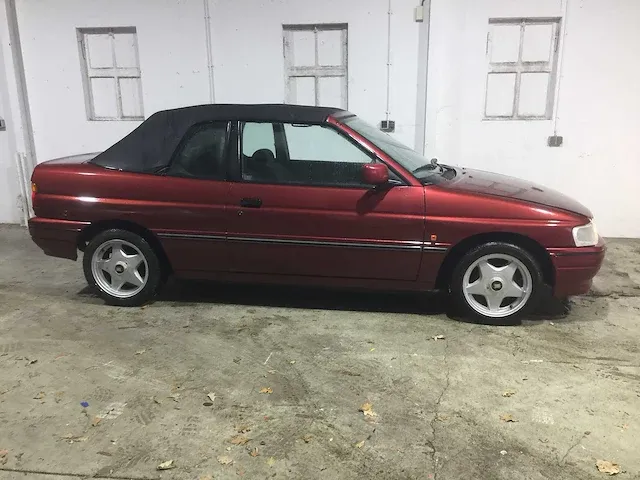 Ford - escort 1.6i cabriolet - sb-zh-59 - afbeelding 3 van  23