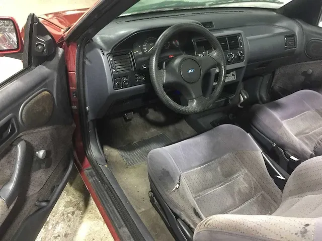 Ford - escort 1.6i cabriolet - sb-zh-59 - afbeelding 5 van  23