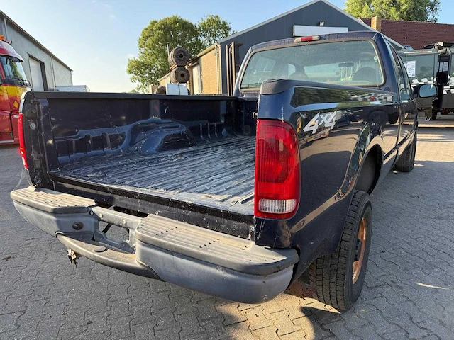 Ford - f-350 xl super duty - bedrijfswagen - afbeelding 20 van  22