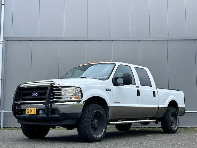 Ford - f250 - fx4 lariat - pick-up - 22-bxt-6 - afbeelding 1 van  17