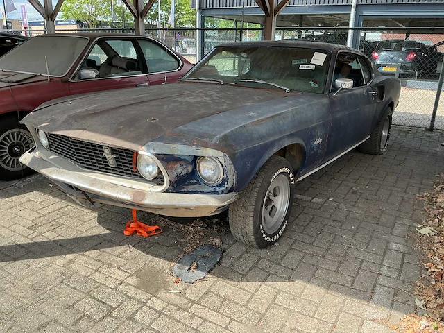 Ford - fastback - mustang fastback - oldtimer - afbeelding 1 van  9