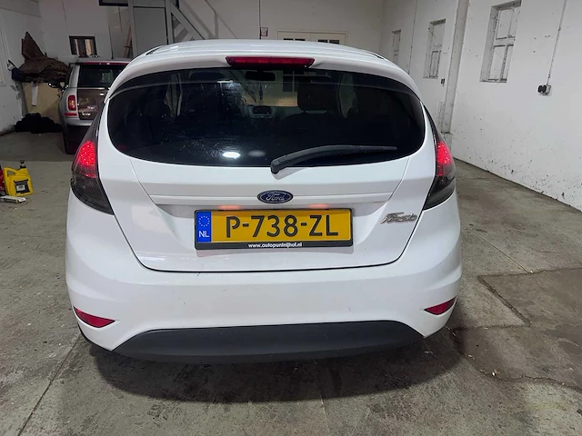 Ford - fiesta - 1.25 ghia - p-738-zl - afbeelding 13 van  18