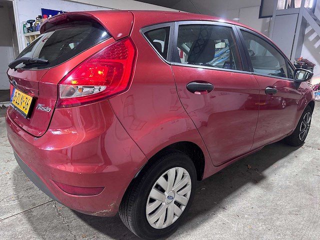 Ford - fiesta - 1.25 limited - 8-zln-36 - afbeelding 17 van  21