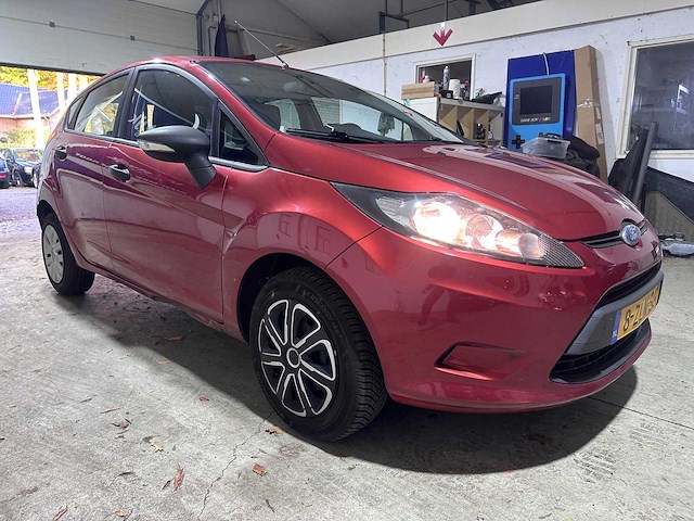 Ford - fiesta - 1.25 limited - 8-zln-36 - afbeelding 19 van  21