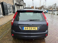Ford - fiesta - 1.3-8v futura airco 64-sx-hl - afbeelding 11 van  17