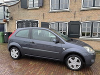 Ford - fiesta - 1.3-8v futura airco 64-sx-hl - afbeelding 13 van  17