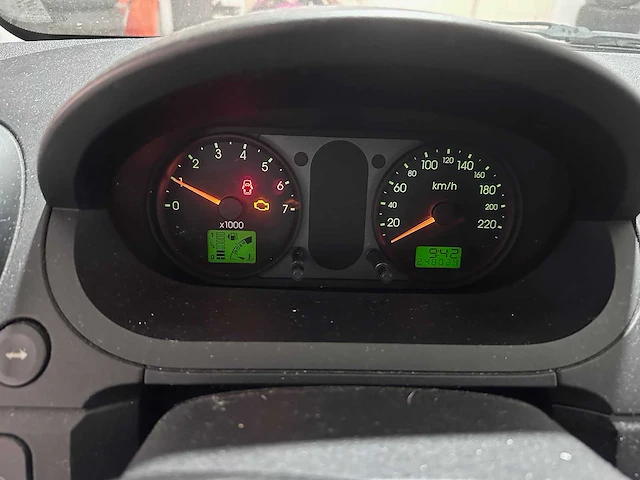 Ford - fiesta - 1.3 ambiente - 44-lh-ff - afbeelding 10 van  17