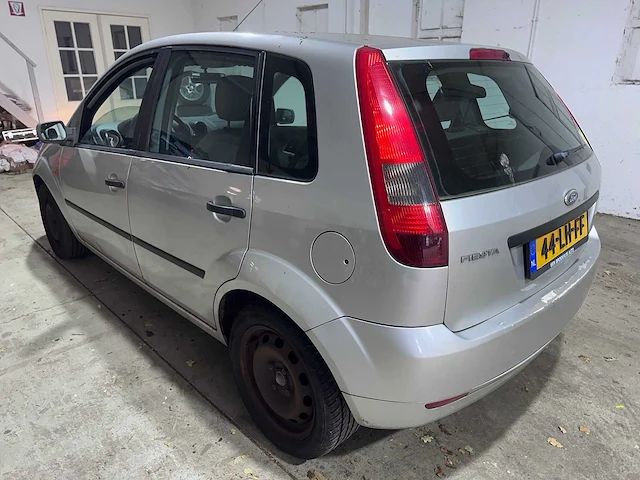Ford - fiesta - 1.3 ambiente - 44-lh-ff - afbeelding 3 van  17