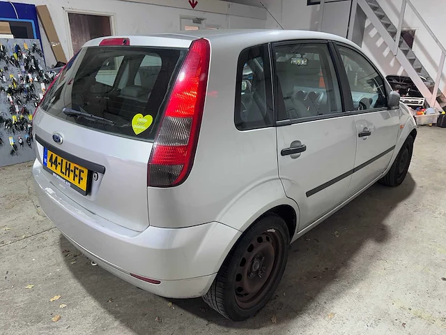 Ford - fiesta - 1.3 ambiente - 44-lh-ff - afbeelding 5 van  17