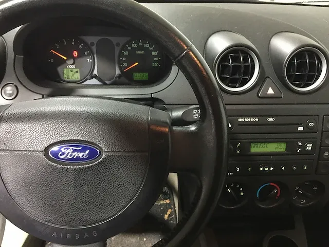 Ford - fiesta - 1.3 core - 95-jz-tg - afbeelding 10 van  19
