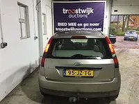 Ford - fiesta - 1.3 core - 95-jz-tg - afbeelding 4 van  19