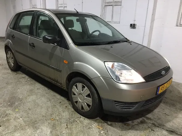 Ford - fiesta - 1.3 core - 95-jz-tg - afbeelding 7 van  19