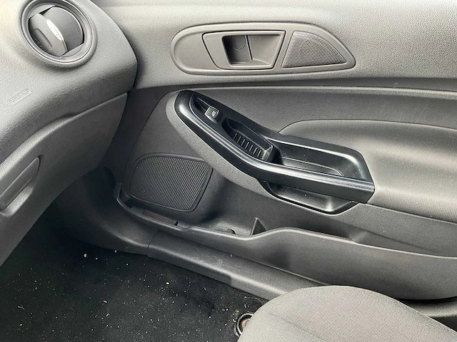 Ford - fiesta - afbeelding 20 van  31
