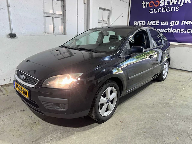 Ford - focus - 2.0-16v futura - 14-sk-bh - afbeelding 1 van  20