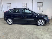 Ford - focus - 2.0-16v futura - 14-sk-bh - afbeelding 17 van  20